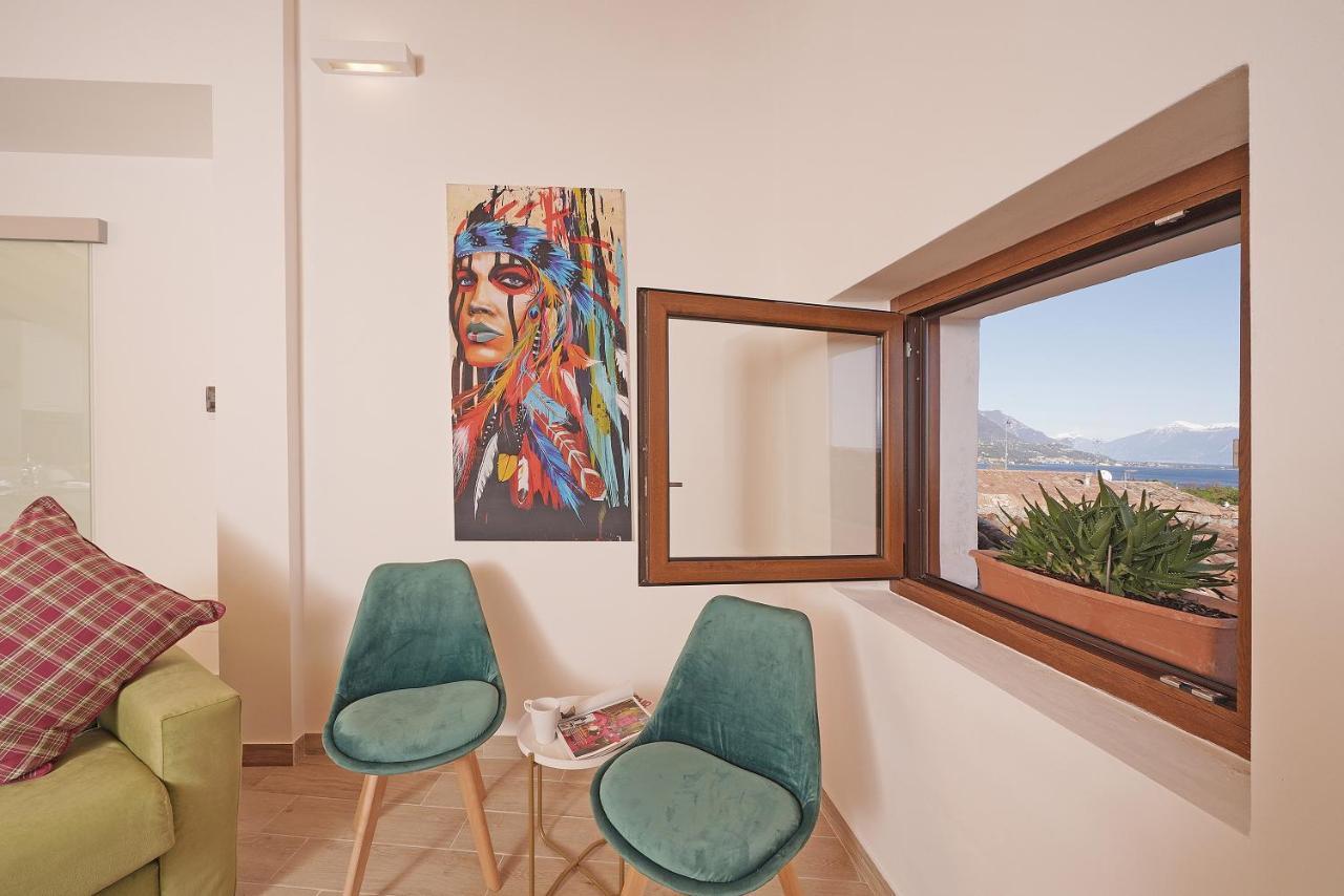 Apartments Villa Bougainville San Felice del Benaco Esterno foto