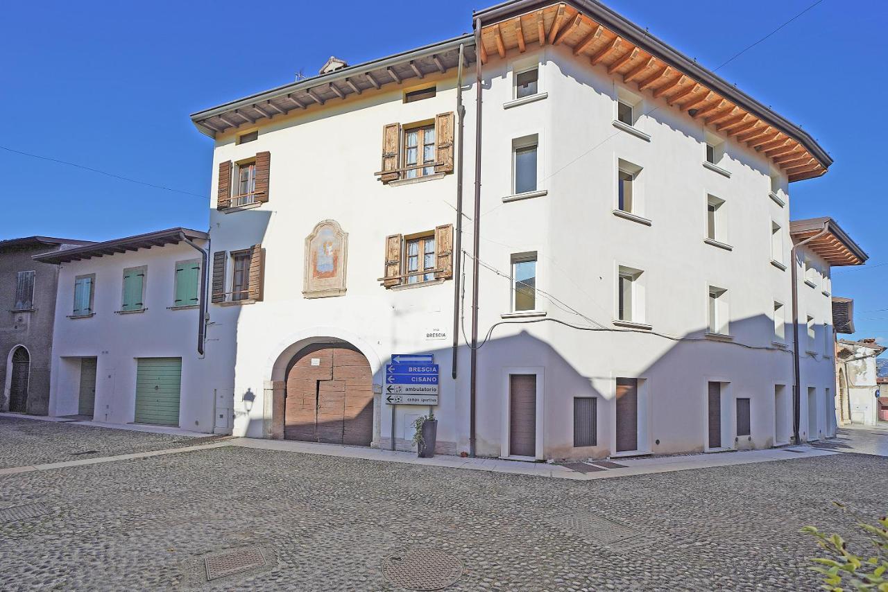 Apartments Villa Bougainville San Felice del Benaco Esterno foto